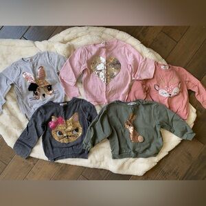 H&M sweater bundle. Size 2-4T and 3T and 3/4T. These will fit 3T.